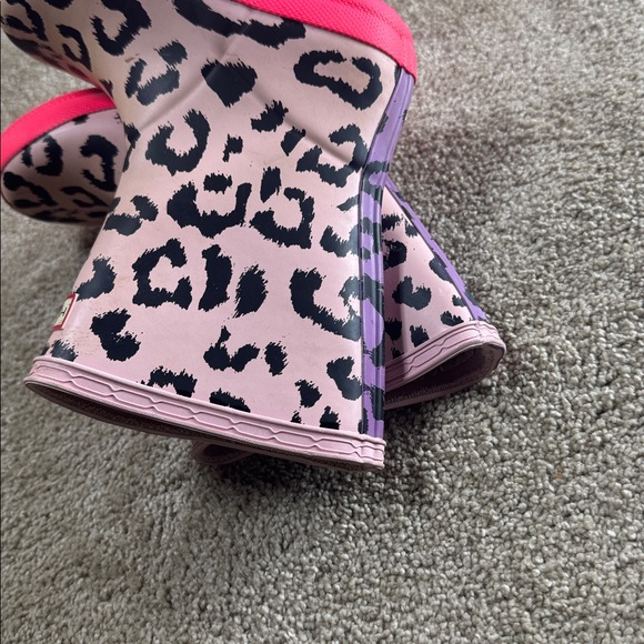 Hunter Pink and Black Leopard Print Boots 9/10 - Picture 5 of 7